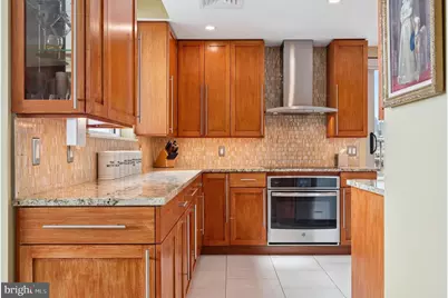 717 S Chris Columbus Boulevard #802, Philadelphia, PA 19147 - Photo 9