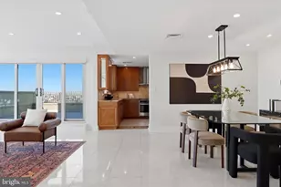 717 S Chris Columbus Blvd, Philadelphia, PA 19147 - Photo 3