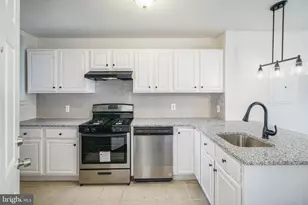 305 N 41st St, Philadelphia, PA 19104 - Photo 21