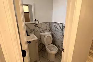 2041 S Norwood St, Philadelphia, PA 19145 - Photo 7