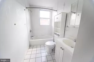 824 S 12th St, Philadelphia, PA 19147 - Photo 11