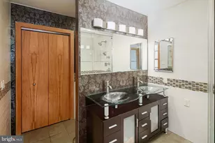 20 Letitia St, Philadelphia, PA 19106 - Photo 31