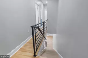 726 Mountain St, Philadelphia, PA 19148 - Photo 13