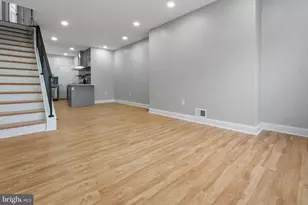 726 Mountain St, Philadelphia, PA 19148 - Photo 3