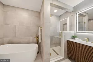 1011 Emily St, Philadelphia, PA 19148 - Photo 27