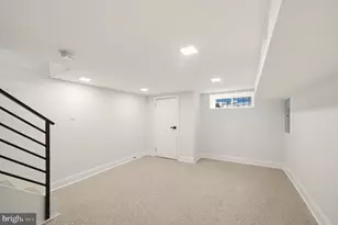 1011 Emily St, Philadelphia, PA 19148 - Photo 19