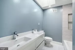 7705 Pickering Ave, Philadelphia, PA 19150 - Photo 13