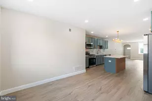 7705 Pickering Ave, Philadelphia, PA 19150 - Photo 9