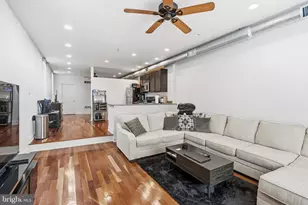 1105 Morris St, Philadelphia, PA 19148 - Photo 5