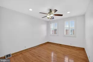 928 Annin St, Philadelphia, PA 19147 - Photo 9