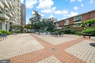 604 S Washington Square, Philadelphia, PA 19106 - Photo 23