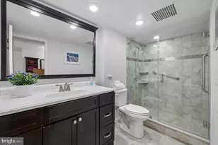 604 S Washington Square, Philadelphia, PA 19106 - Photo 9