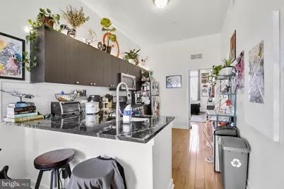 2031 S Juniper Street #202, Philadelphia, PA 19148 - Photo 5