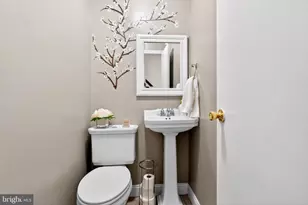 2720 Clayton St, Philadelphia, PA 19152 - Photo 19