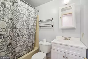 1914 Fairmount Ave, Philadelphia, PA 19130 - Photo 5