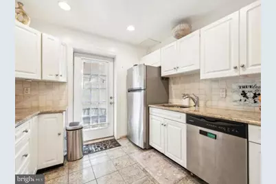 1124 Christian Street, Philadelphia, PA 19147 - Photo 11