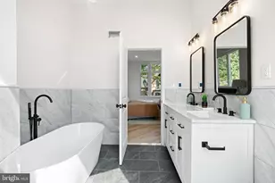 1021 S St Bernard St, Philadelphia, PA 19143 - Photo 27