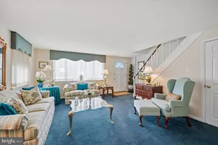 8637 Bridle Rd, Philadelphia, PA 19115 - Photo 3