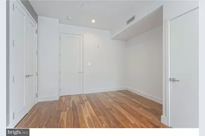 621 S 24th Street #210, Philadelphia, PA 19146 - Photo 11