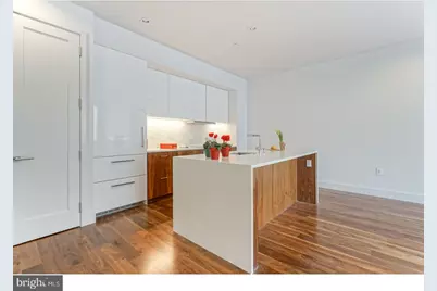 621 S 24th Street #210, Philadelphia, PA 19146 - Photo 5