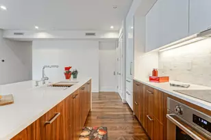 621 S 24th St, Philadelphia, PA 19146 - Photo 3