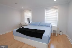 703 S 17th St, Philadelphia, PA 19146 - Photo 11