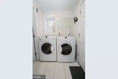 703 S 17th Street, Philadelphia, PA 19146 - Photo 9