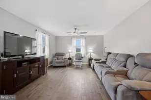 14009 Napier St, Philadelphia, PA 19116 - Photo 5