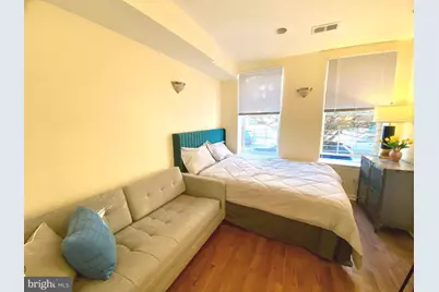 814 S 13th Street, Philadelphia, PA 19147 - Photo 5