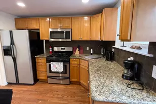 814 S 13th St, Philadelphia, PA 19147 - Photo 11