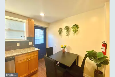 814 S 13th Street, Philadelphia, PA 19147 - Photo 3