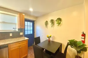 814 S 13th St, Philadelphia, PA 19147 - Photo 3