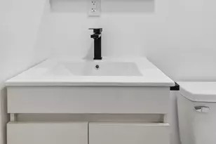 1225 Spruce St, Philadelphia, PA 19107 - Photo 23