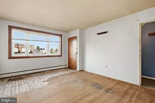 636 Arthur St, Philadelphia, PA 19111 - Photo 5