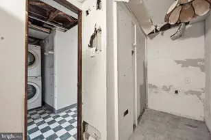 636 Arthur St, Philadelphia, PA 19111 - Photo 17