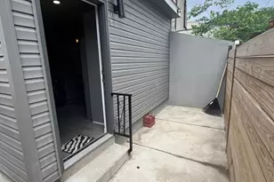 2321 N 2nd St, Philadelphia, PA 19133 - Photo 17