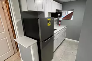 1016 W Erie Ave, Philadelphia, PA 19140 - Photo 23