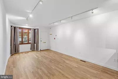 530 S 15th Street #A, Philadelphia, PA 19146 - Photo 7