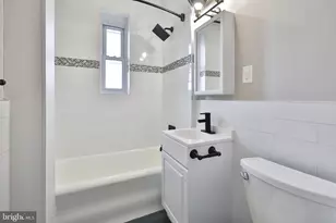 4247 Locust St, Philadelphia, PA 19104 - Photo 33