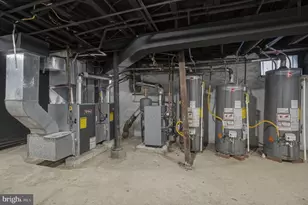 6120 W Oxford St, Philadelphia, PA 19151 - Photo 35