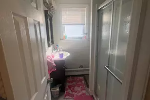 946 Faunce St, Philadelphia, PA 19111 - Photo 3