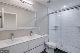 2017 N College Ave, Philadelphia, PA 19121 - Photo 13