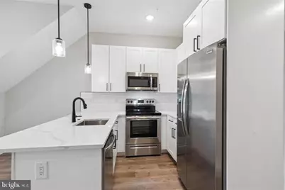 2017 N College Avenue, Philadelphia, PA 19121 - Photo 11