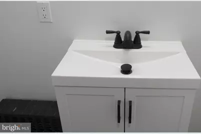 708 Oak Lane #REAR APARTMENT, Philadelphia, PA 19126 - Photo 7