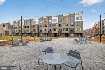 3100 Parkview Walk #210, Philadelphia, PA 19125 - Photo 31