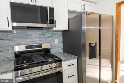 2201 Strahle Street #D3, Philadelphia, PA 19152 - Photo 5