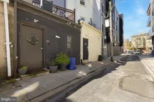 221 W Girard Ave, Philadelphia, PA 19123 - Photo 21
