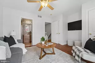 2001 Carpenter St, Philadelphia, PA 19146 - Photo 13