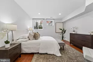 2001 Carpenter St, Philadelphia, PA 19146 - Photo 15