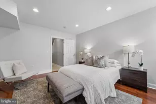 2001 Carpenter St, Philadelphia, PA 19146 - Photo 17